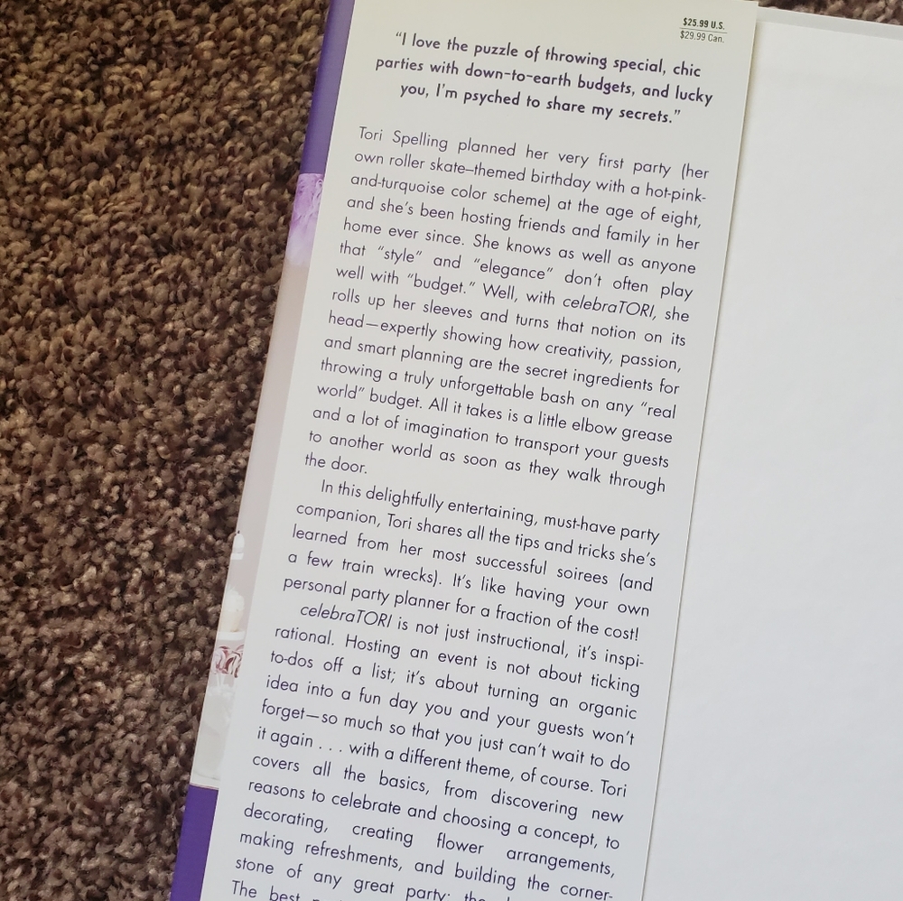 💥2 for $20💥CelebraTORI book - Picture 3 of 8